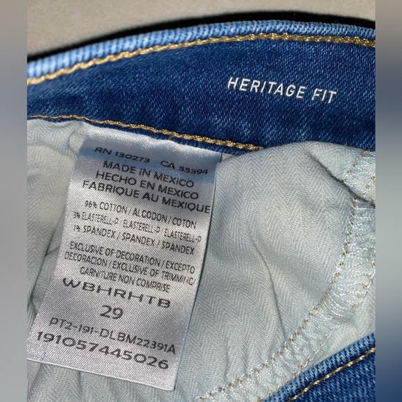 Wrangler High Rise Heritage Fit Jeans - Picture 6 of 6